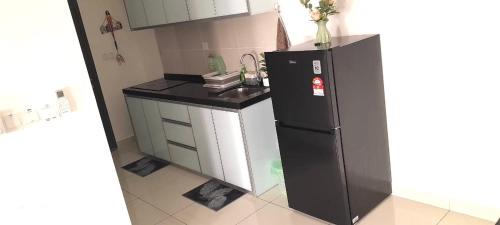 Petaling District Apartment | REENHOMESTAY Edu Sentral Setia Alam Shah Alam
