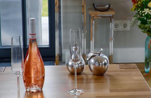 Kreptitz House | Reetland am Meer - Superior Reetdachvilla mit 2 Schlafzimmern F03