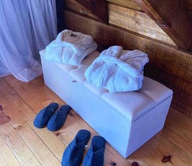 Bom Retiro Ski Chalet | Refúgio Capitão Semente