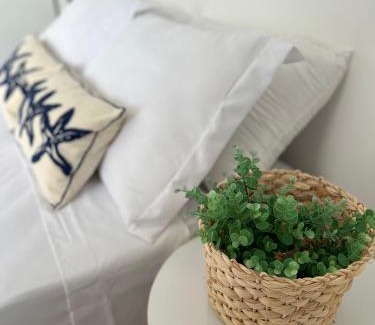 Enseada Azul Apartment | Refúgio na Bacutia - Apt a 80m da melhor praia de Guarapari - Enseada Azul - Ar condicionado Piscina Churrasqueira e Salão de jogos