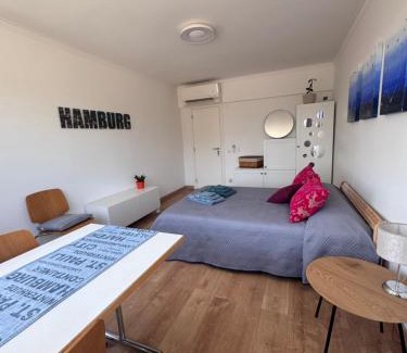 Corroios House | Refúgio Toque Da Luz