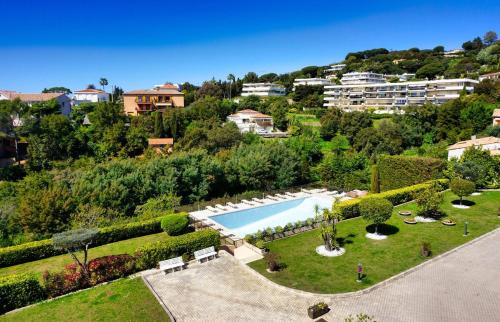 La Croix des Gardes Apartment | Ref BEAUSITE - Palmes d'Or Properties