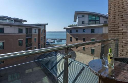 Poole Apartment | Reflections - Balcony Views of Poole Harbour