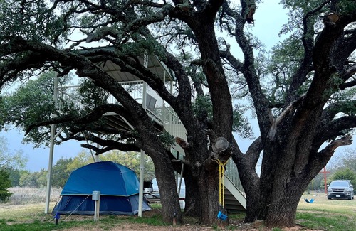 Jacksboro RV Rental | Refuge Group Campground at Lake Godstone