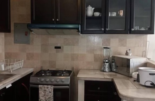 La Carolina Apartment | "REFUGIO DE PAZ” La Carolina park, w/Netflix!