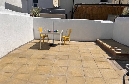 Llandudno House | Refurbished 3 Bedroom Home in the Heart of Llandudno - 2 Minutes From the Beach