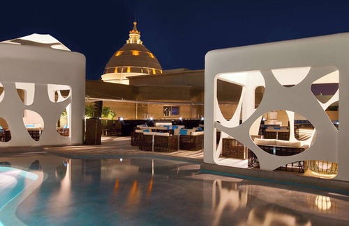 Sheikh Zayed Road Apartment | Regal Heights King Vibrant suite in Business Bay, Dubai. Pet - Friendly!