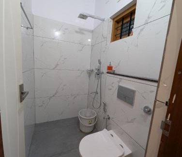 Sulthan Bathery House | Regal Respite
