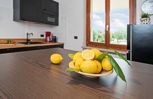 Costermano Ski Chalet | Regarda - "Villa Ida, Giarole unit" with pool and air conditioning