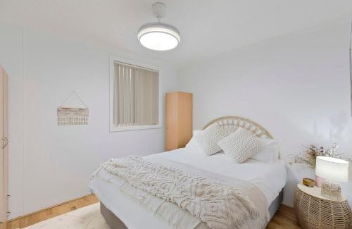 The Entrance North Apartment | Regency Court 3