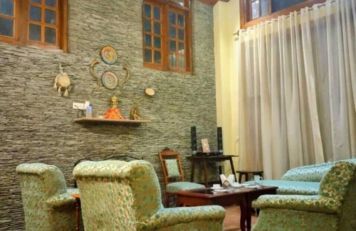 Bandrol Hotel | Regenta Inn By Riverside Manali