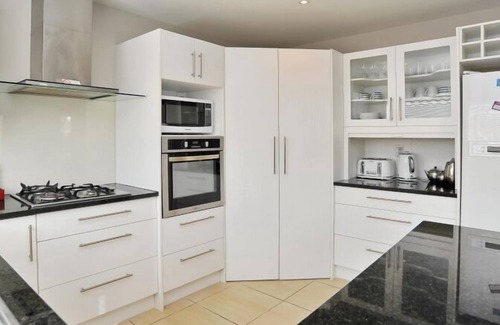 Riccarton House | Regents 94B-Regents Villa B - Spacious stylish home