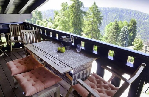 Arveyes Apartment | Regina B9 by Interhome