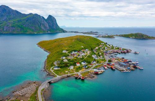 Moskenes House | #Reinehuset - Amazing view!