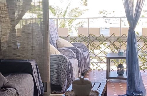 Puig Apartment | Relájate en el Mediterráneo