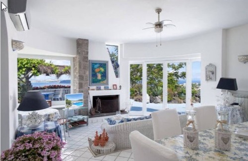 Ischia Porto Bed & Breakfast | Relais Bijoux B&B