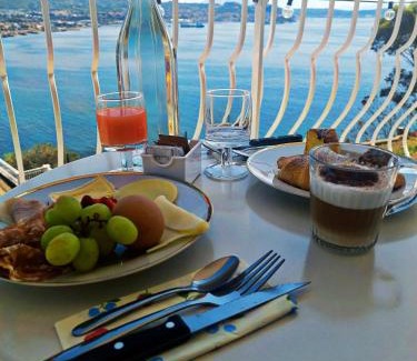 Baia Bed & Breakfast | Relais Tiaré Bed and Breakfast