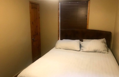Cleveland Cabin | Relax and Enjoy Tiny Home - 63 Park
