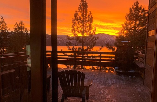 Crystal Bay House | Relax and Unwind at The Blue View
