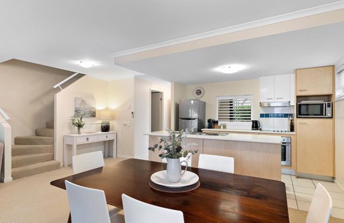 Noosaville Apartment | Relax and unwind in 2 Bedroom Townhouse