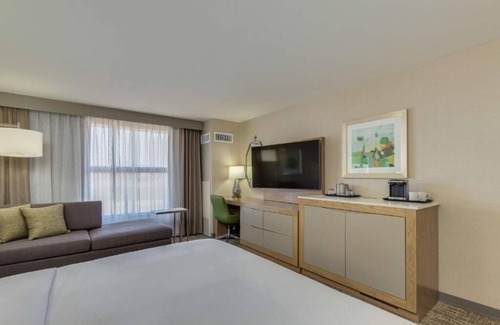 Chandler Hotel | Relax and Unwind in a Beautiful Chandler Suite, Minutes from Downtown Phoenix