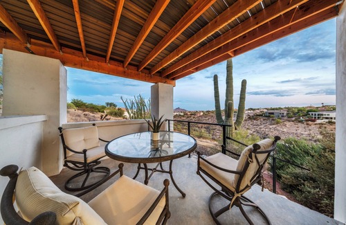 Fountain Hills House | Relax and unwind at this spacious Fountain Hills retreat with stunning views from the beautiful patio, perfect for families or groups. Enjoy peaceful mornings, scenic sunsets, and easy access to everything Fountain Hills has to offer.