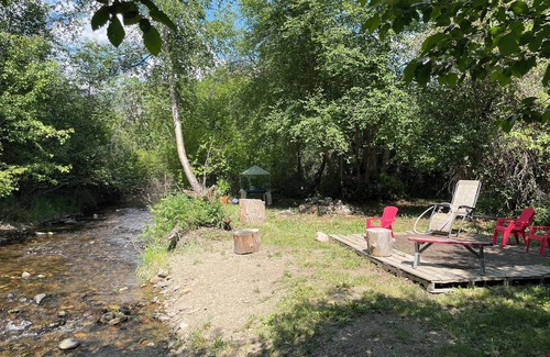 Frenchtown House | Relax and unwind while taking in nature on 5 acres in the pines with creeks!