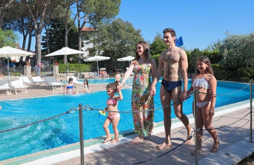 Crespina Apartment | Relax at Cenaia . two-room apartment Viola