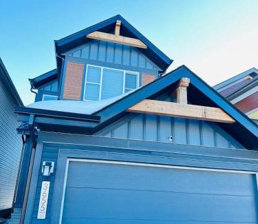 Southeast Edmonton House | Relax at The Hills at Ellerslie