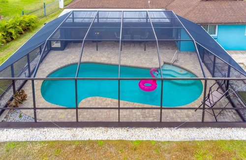Bradenton House | Relax Gateway Near IMG Private Pool and Beach