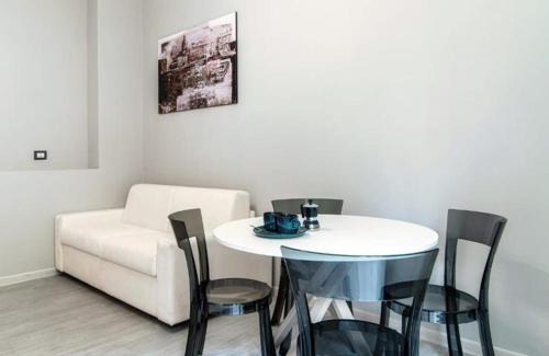 Como Apartment | RELAX HOUSE 7min in bus dal Lago