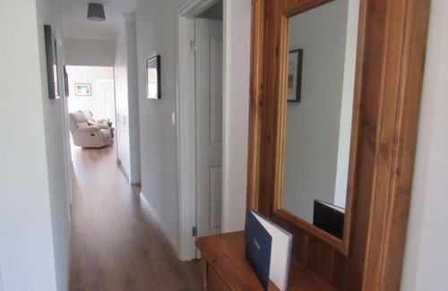 McCracken House | Relax in Comfort