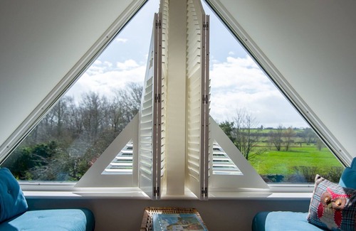 Birlingham Cottage | Relax in cosy converted pigsty with stunning views