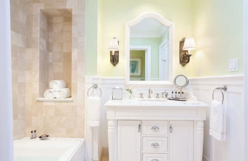 Grace Bay Hotel | Relax in Style with Pool, Ocean Views, and Private Beach Access in Turks and Cai