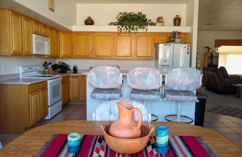 Apache Junction House | Relax in the Superstition Mountain - 10 min walk to hiking trails