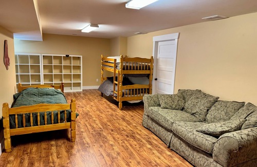 Otis House | Relax in this 3 bedroom Otis retreat in the woods!