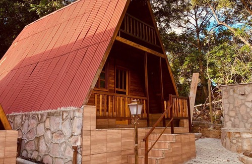 Lencois Ski Chalet | Relax in this chalet space in Lençóis is the perfect hideaway in the mountains of BA