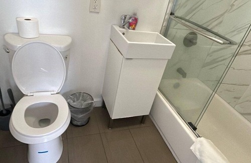 Westlake Apartment | Relax in Your Own Private Haven