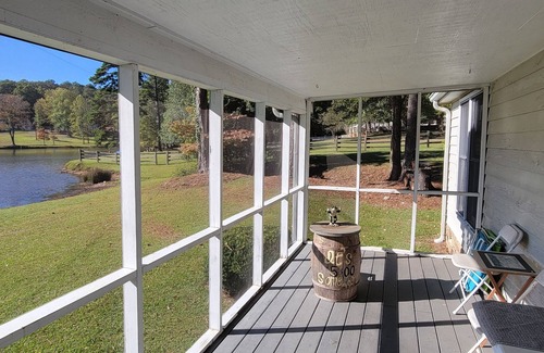 Douglasville House | Relax on Private Lake - Nearby Access to Town