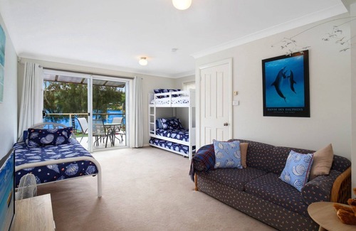 Hardys Bay House | 'Relax, Refresh, Breathe' by Accom Holidays