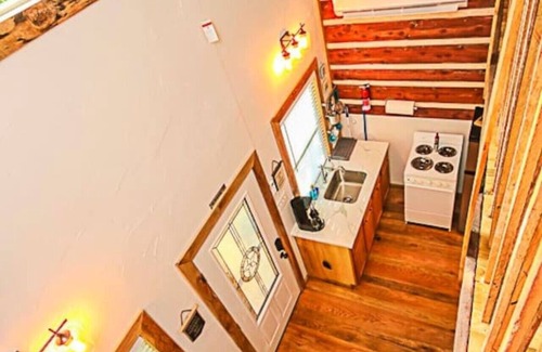 Flint Cabin | Relax & Rejuvenate at Romantic Enchanted Cottage