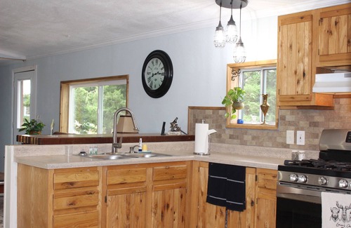White Sulphur Springs House | Relax & unwind in the mountains with a beautiful view of Newlan Creek Reservoir