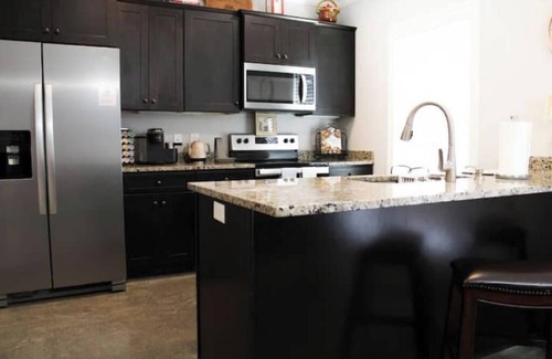 White Bluff House | Relax within a half hr from Nashville in a NEW luxury Townhome