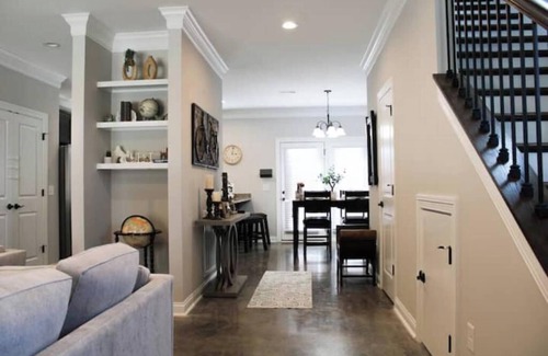 White Bluff House | Relax within a half hr from Nashville in a NEW luxury Townhome