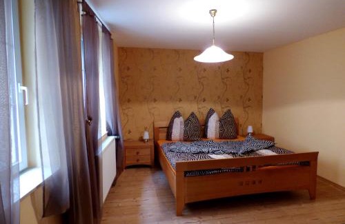 Rech Apartment | Relaxen im alten Winzerhaus Fewo EG