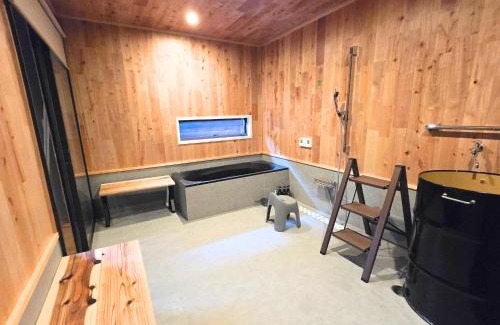 Hakone Apartment | Relaxing箱根彫刻の森ーサウナ付き一棟貸しの宿