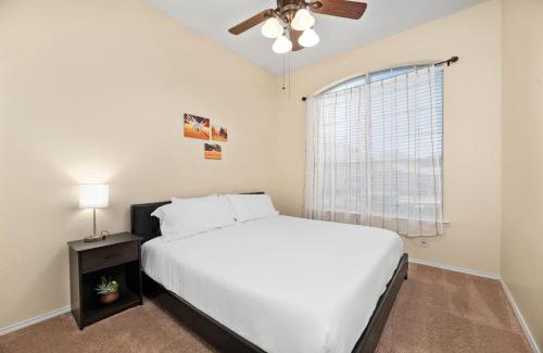 The Colony House | Relaxing 3BR 2BA Oasis - Hot Tub & 5 Beds!