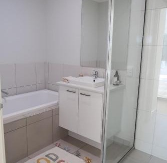 Point Cook House | Relaxing 3BR Home in Point cook with Sauna