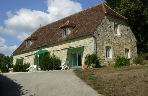 Salviac Cottage | Relaxing and tranquil, Gite with shared pool, & Amazing view across the valley,