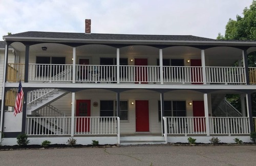 Ogunquit Condo | Relaxing Beach Retreat Minutes Away from the Beach and Downtown